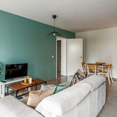 2 Bedroomed Vasco Near Disneyland Paris Apartment